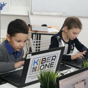 KiberOne объявляет набор юных программистов в Усть-Каменогорске - Школа программирования для детей, компьютерные курсы для школьников, начинающих и подростков - KIBERone г. Вязники